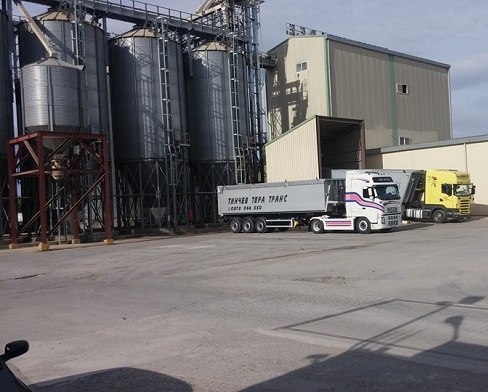 ΚΑΡΥΠΙΔΗΣ ΝΙΚΟΛΑΟΣ - ΕΜΠΟΡΙΟ ΑΓΡΟΤΙΚΩΝ ΠΡΟΪΟΝΤΩΝ ΓΙΑΝΝΙΤΣΑ ΠΕΛΛΑΣ - ΖΩΟΤΡΟΦΕΣ ΓΙΑΝΝΙΤΣΑ ΠΕΛΛΑΣ